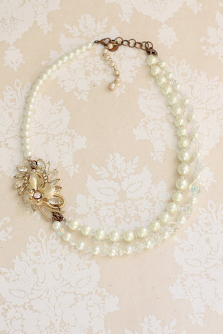 pearl vintage style necklace one of a kind ONCE UPON A TIME
