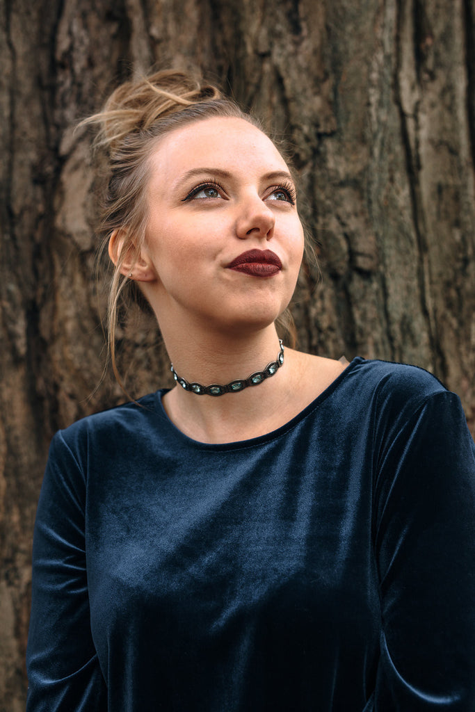 Popular choker outlet