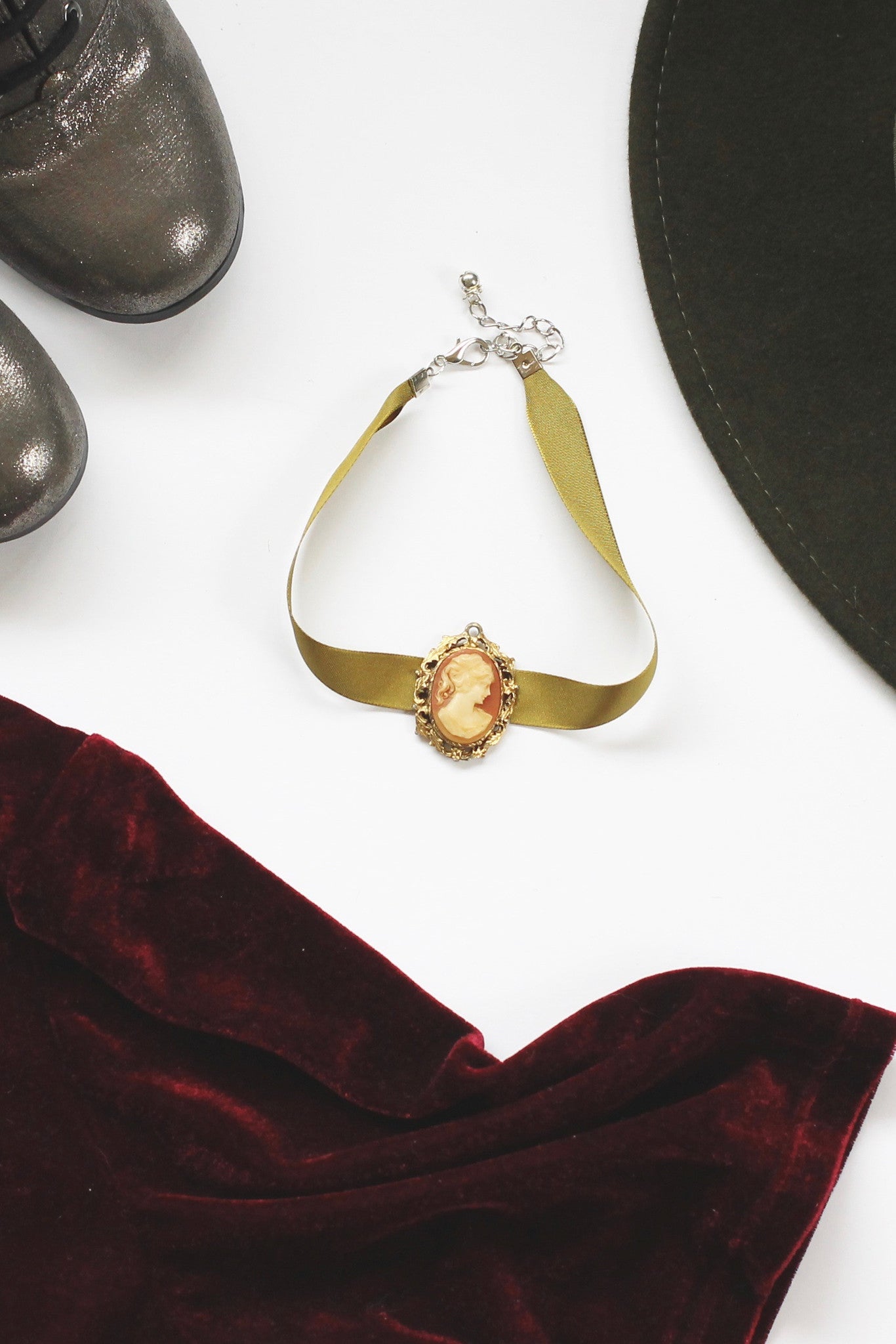 Vintage cameo choker sale