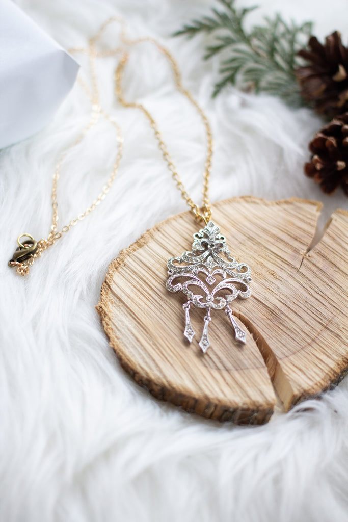 Vintage long necklace sales